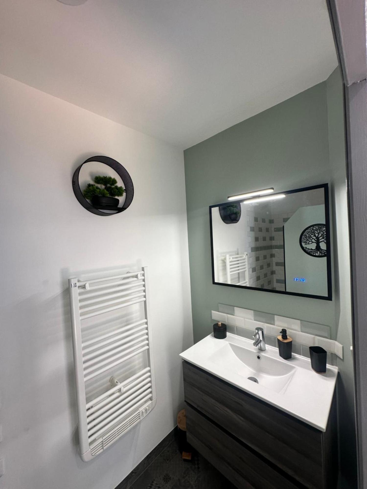 Le Cosy Charmeur Climatise Avec Patio Apartment Тур Екстериор снимка
